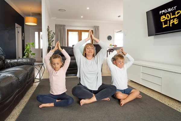 A family getting their meditation on