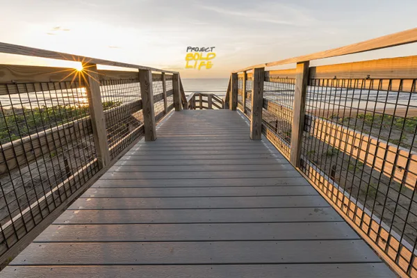 a clean air vacation at a beach